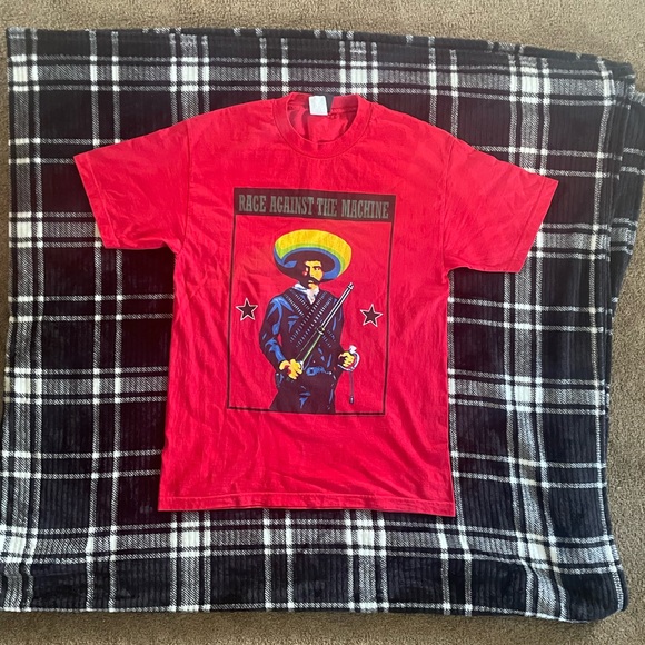 Size men’s L vintage Giant Brand RATM Tee